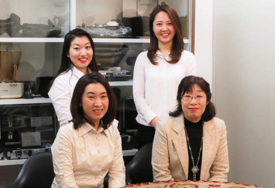 離婚カウンセラーと同じ探偵社相談員