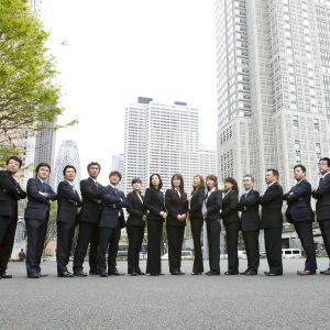 探偵の集合写真